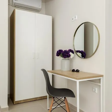 V Luxury Ii Siviri
